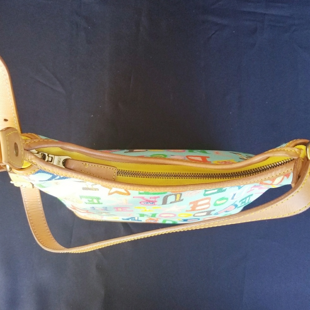 EUC Dooney & Bourke Light Blue/Multi Handbag - Picture 5 of 6